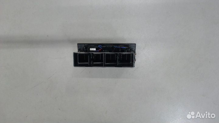 Дефлектор обдува салона Volkswagen Touareg, 2011