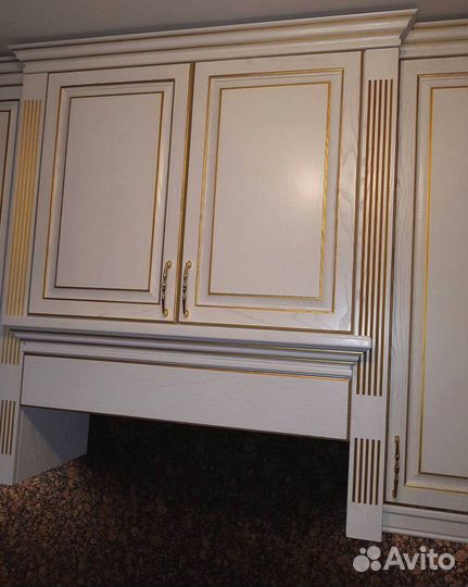 Кухонный гарнитур угловой