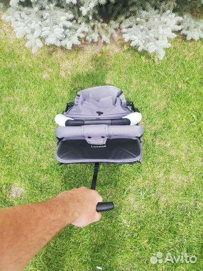 Новая прогулочная коляска Luxmom V3(серый цвет)