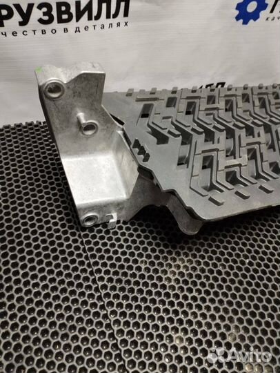 Ступень правая Volvo FH5 23787100