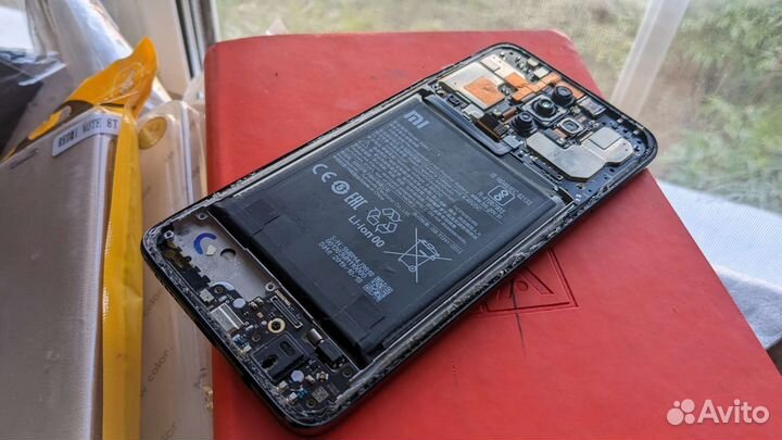 Зачасти Xiaomi Redmi Note 8 Pro