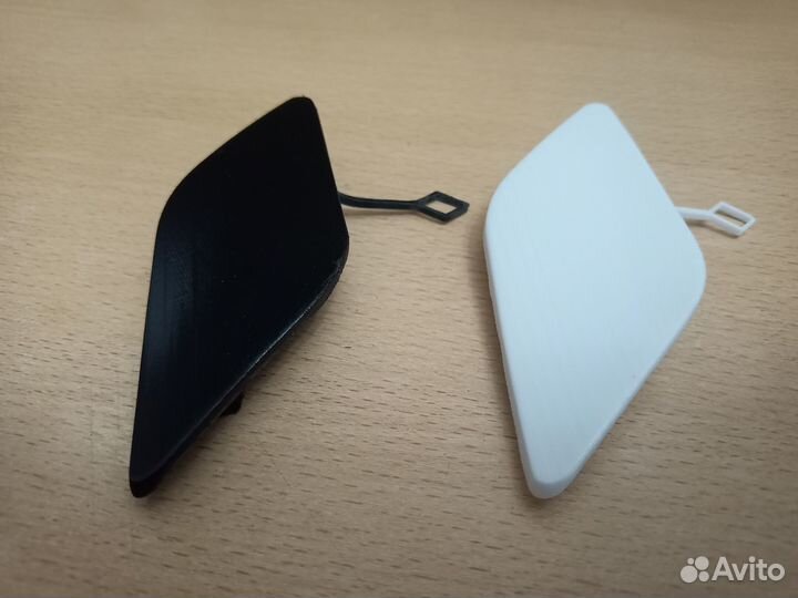 Заглушка буксировочного крюка перед Mercedes W212