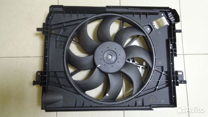 Вентилятор основного радиатора Logan Sandero Largu