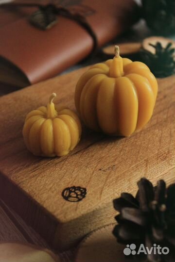 Свеча Тыква из пчелиного воска