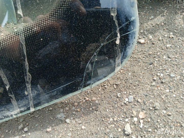 Стекло лобовое переднее Chevrolet Lacetti