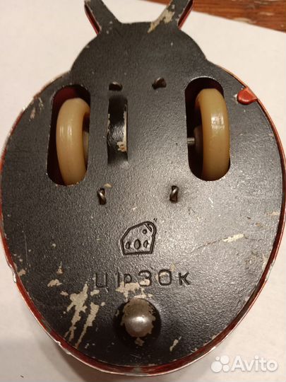 Божья коровка инерционная СССР