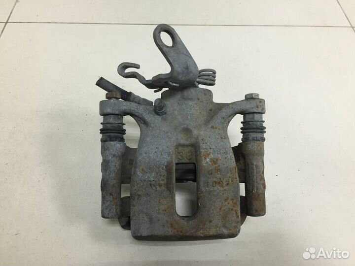 Суппорт задний правый, Skoda Octavia (A7) 2013