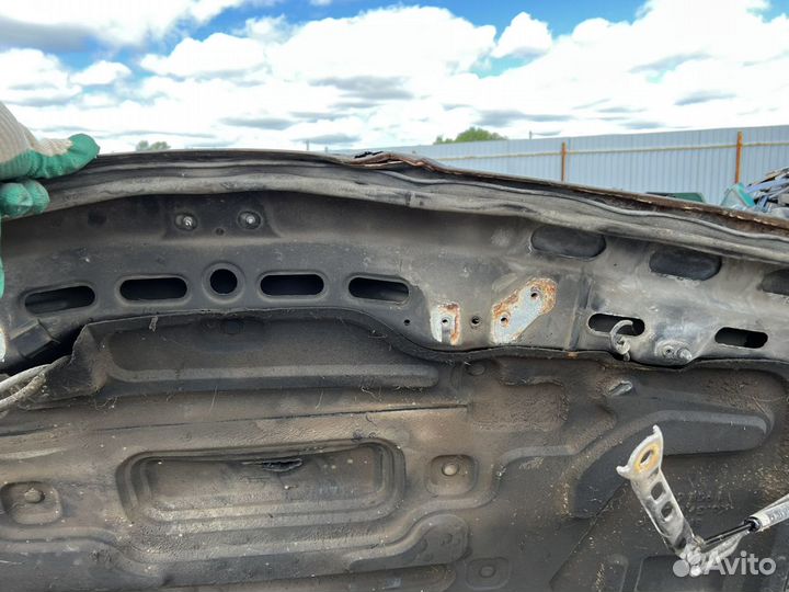 Bmw 7 e32 капот