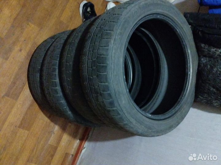 Dunlop Winter Maxx 215/50 R17