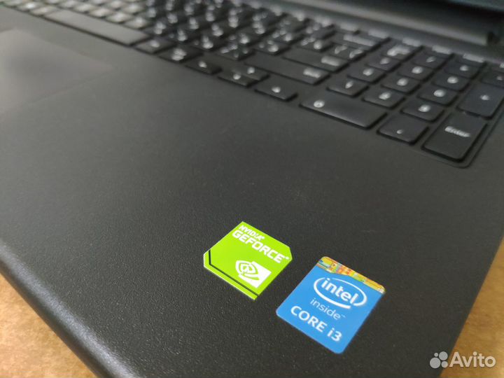 Ноутбук Dell / Core i3 / GeForce 920M 2гб