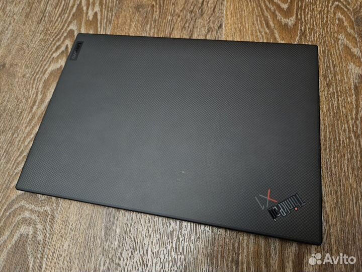 Ноутбук Lenovo X1 Carbon gen 9