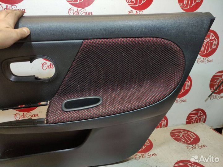 Обшивка двери карта Nissan Note E11 HR16DE 2007