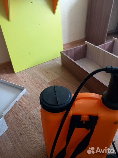 Уничтожение тараканов, обработка участков