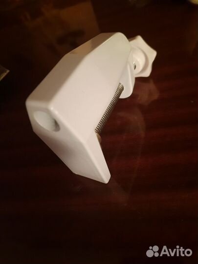 Держатель для настольной лампы