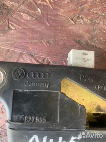Замок багажника Audi A4 B5