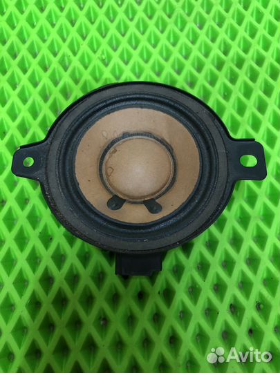 Центральный динамик торпедо Opel Astra j