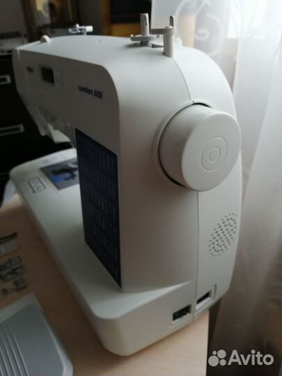 Новая швейная машина Brother