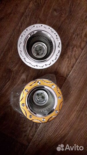 Продам новые потолочные светильники