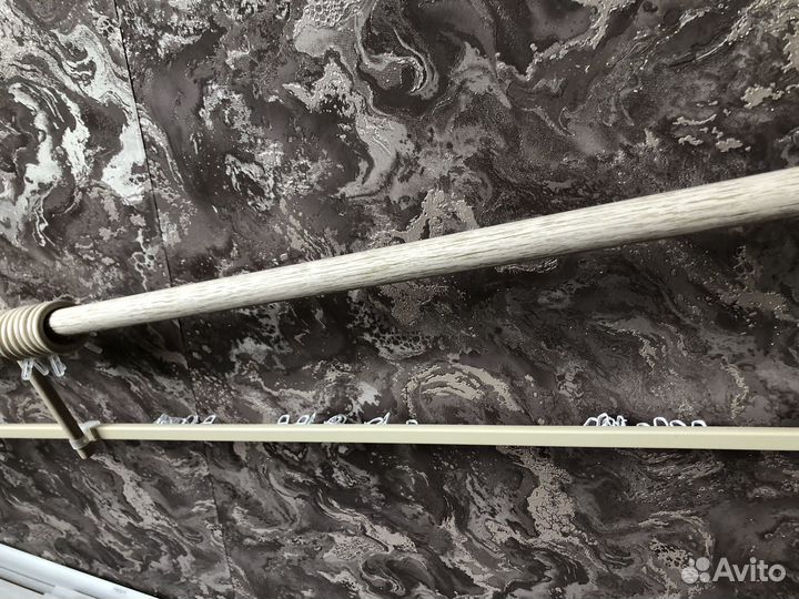 Карниз новй