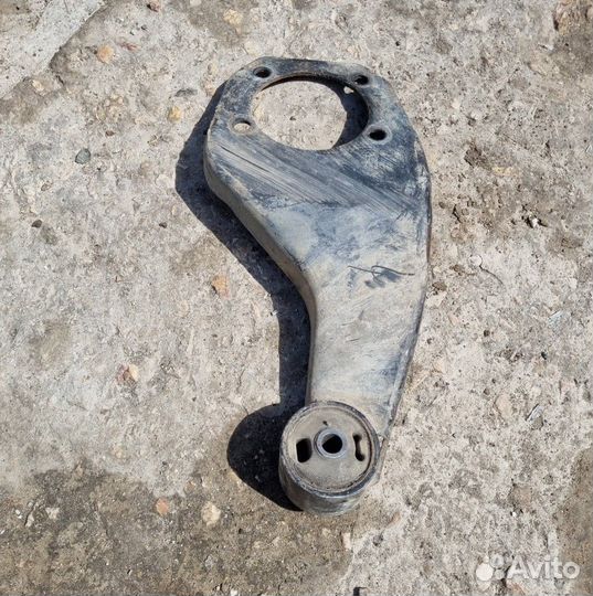 Подушка Mitsubishi L200