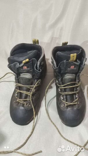 Треккинговые ботинки Garmont pinnacle GTX