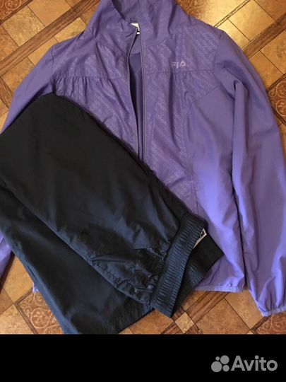 Костюм спортивный