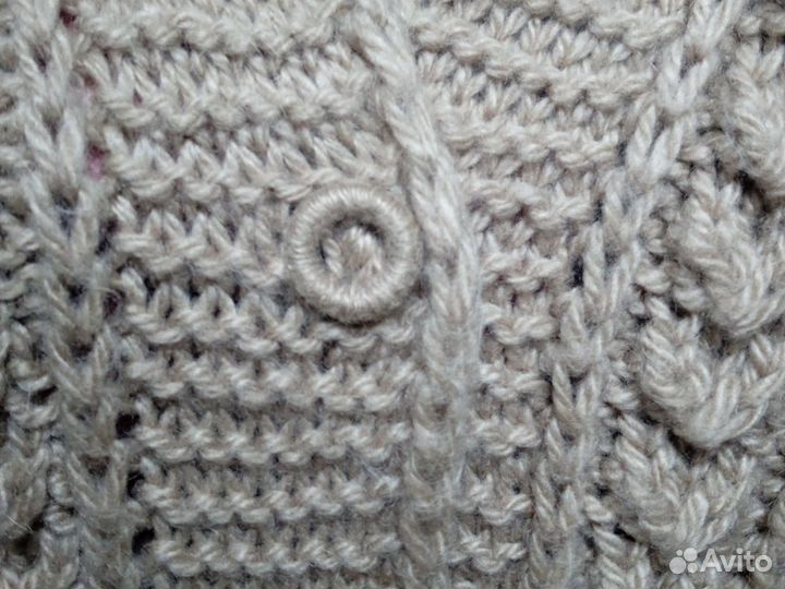 Жилет вязаный женский ручная работа