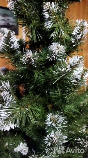 Елка искусственная заснеженная 140 см