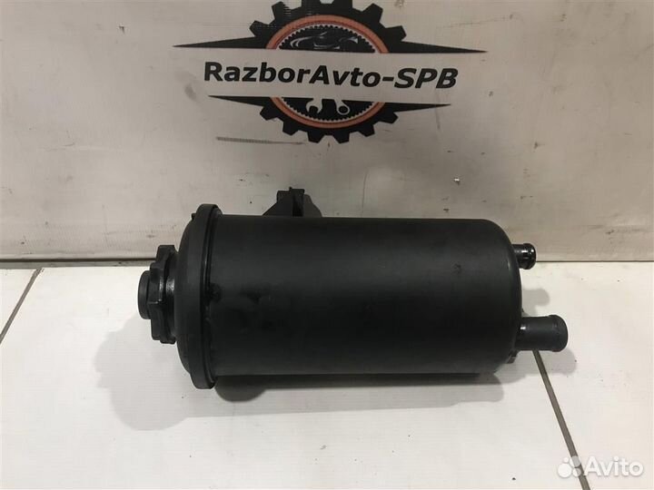 Бачок гидроусилителя BMW 7-серия E65/E66