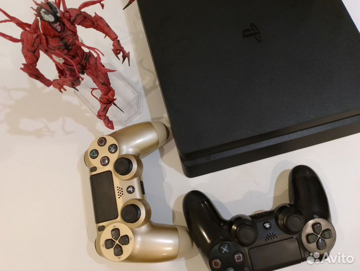 Sony playstation 4 slim