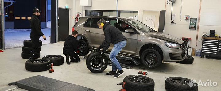 RoadX RXQuest AT21 235/75 R15