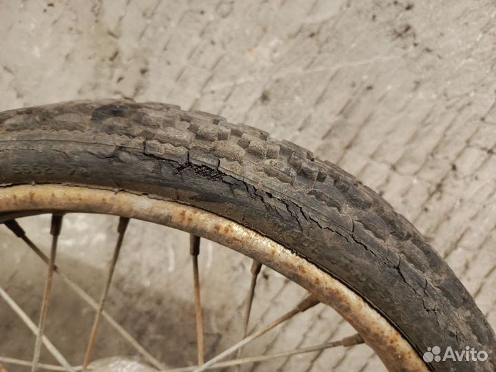 Колесо на мопед дельта Карпаты