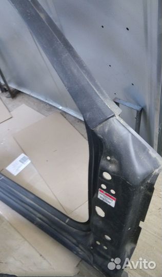 Панель кузова боковая правая Alfa Romeo 159 седан