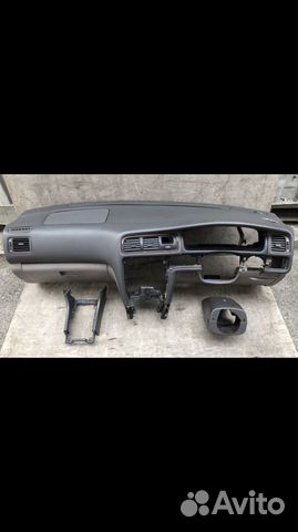 Передняя панель Торпеда Toyota Mark2 100