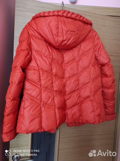 Пуховик женский с капюшоном новый 48 50