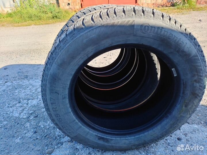 Continental IceContact 2 SUV 225/65 R17 106T