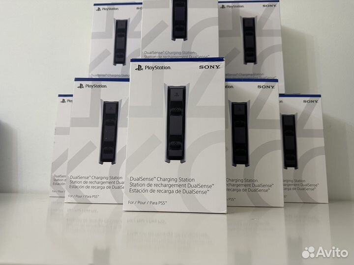 Оригинальная Зарядная станция на ps5