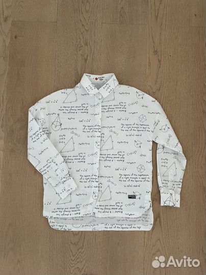 Бесплатно Вещи школьные