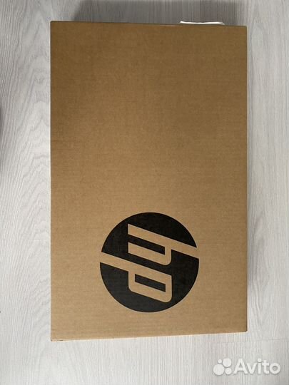 HP 250 G8 4p2v2es i3-1115G4 8GB/512GB SSD 15