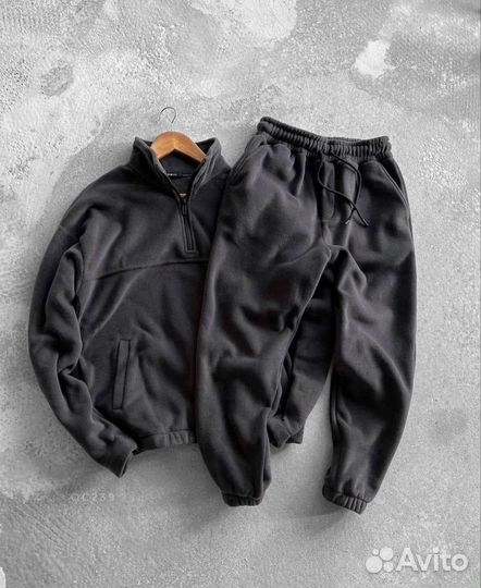 Мужской спортивный костюм флисовый