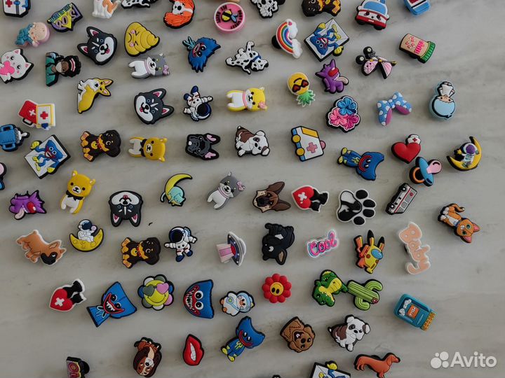 Джибицы для crocs ноинка