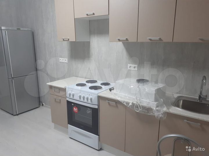 Комната 18 м² в 2-к., 16/17 эт.