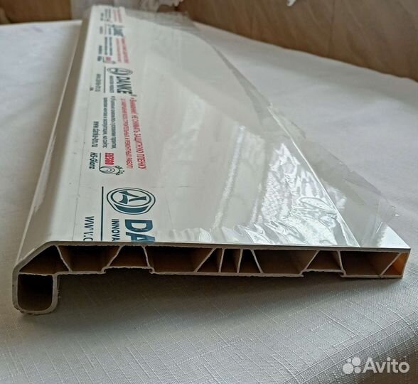 Подоконник Danke, новый 90х20