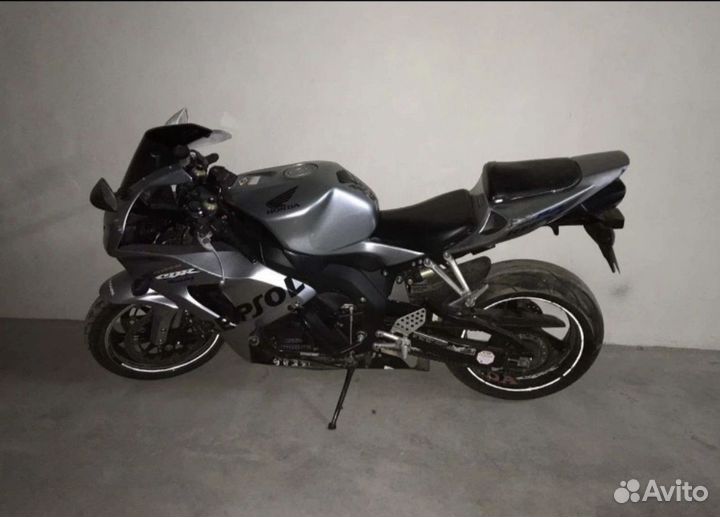 Мотоцикл honda cbr1000rr 2007возможен обмен наавто