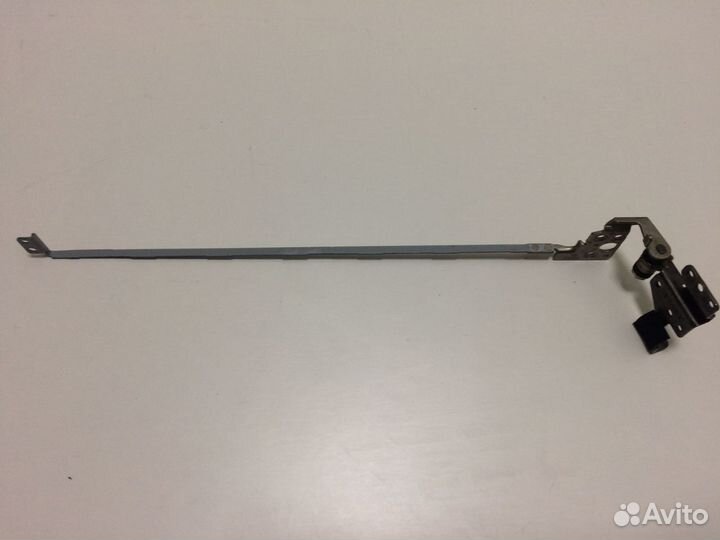 Петля левая матрицы ноутбука Asus X550D