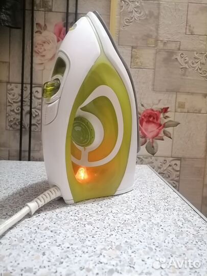 Утюг Philips GC 1815