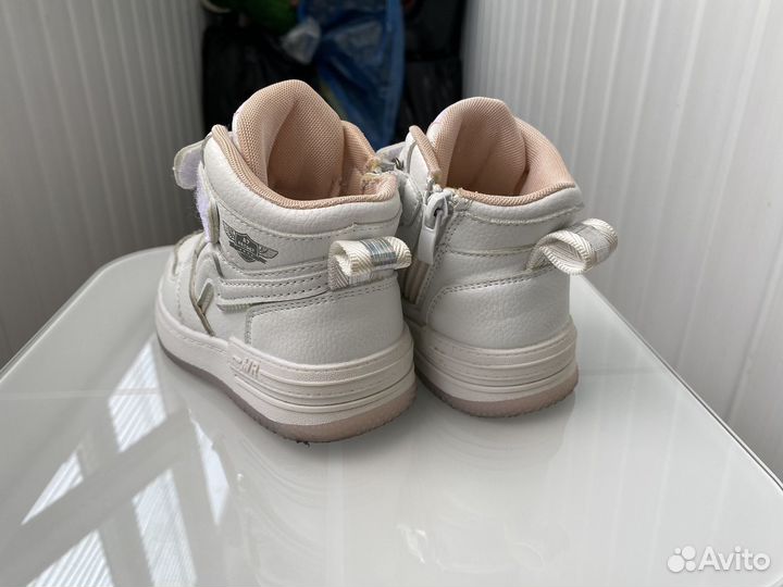 Ботинки для девочки