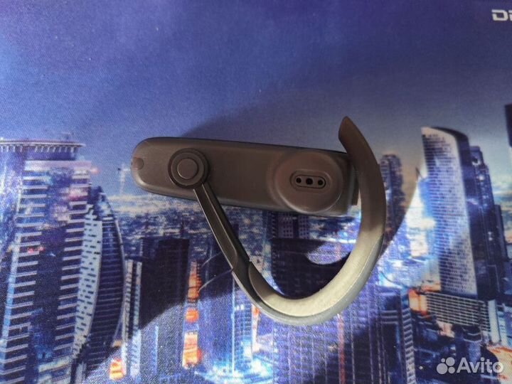 Гарнитура Sony Ericsson HBH-PV703