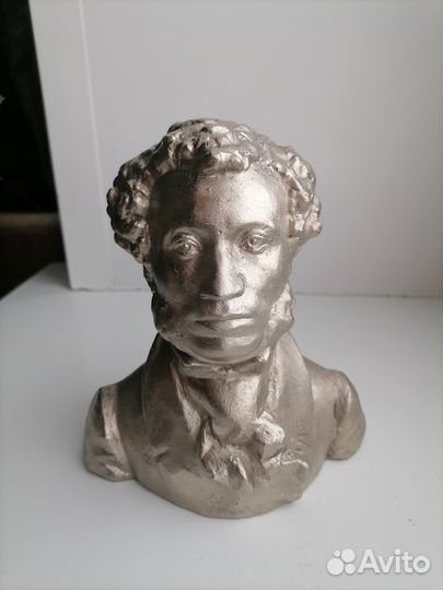 Бюст А.С. Пушкина, силумин
