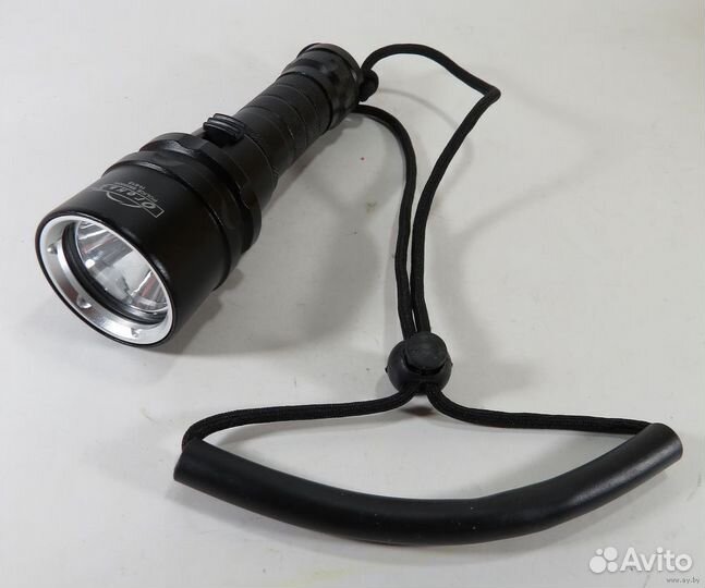 Фонарь ручной для рыбалки. водонепроницаемый